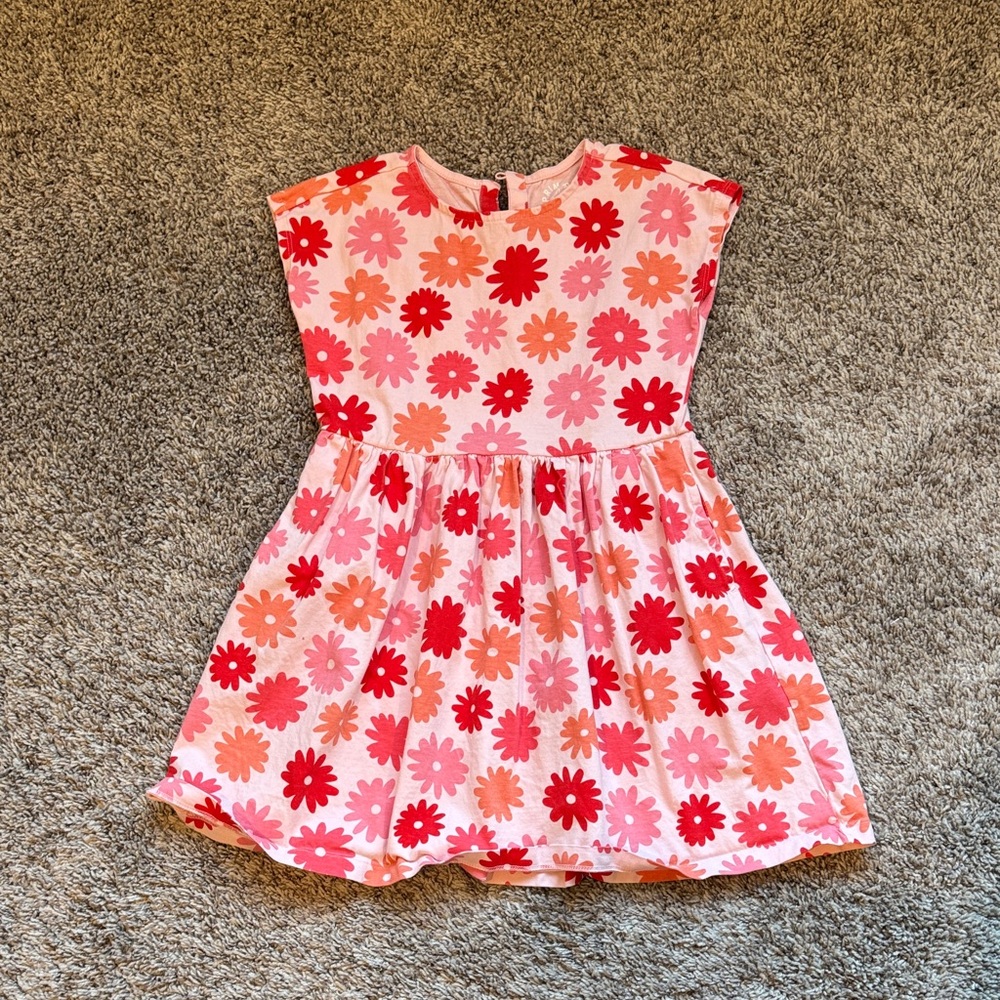 Primary Pink Floral Casual Dress with Red & Coral Flowers